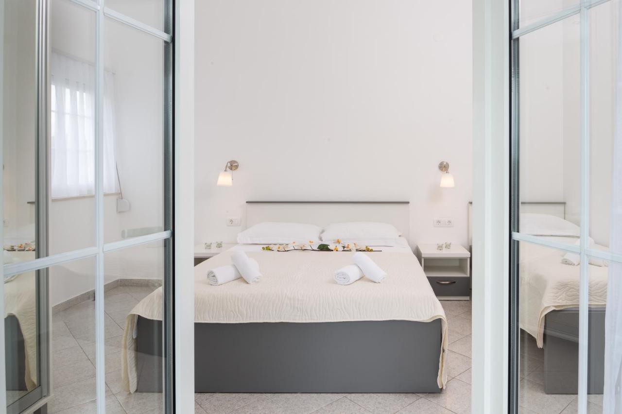 Villa Kristina Trogir Bagian luar foto