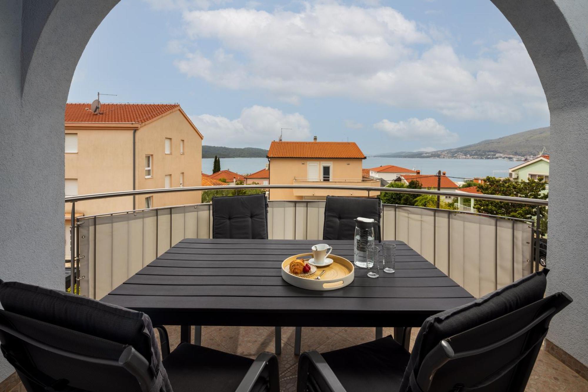Villa Kristina Trogir Bagian luar foto