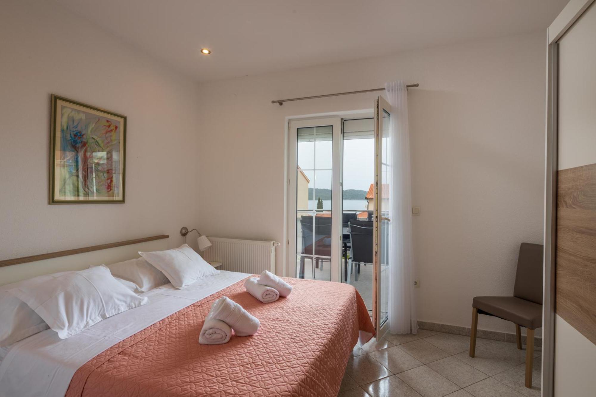 Villa Kristina Trogir Bagian luar foto
